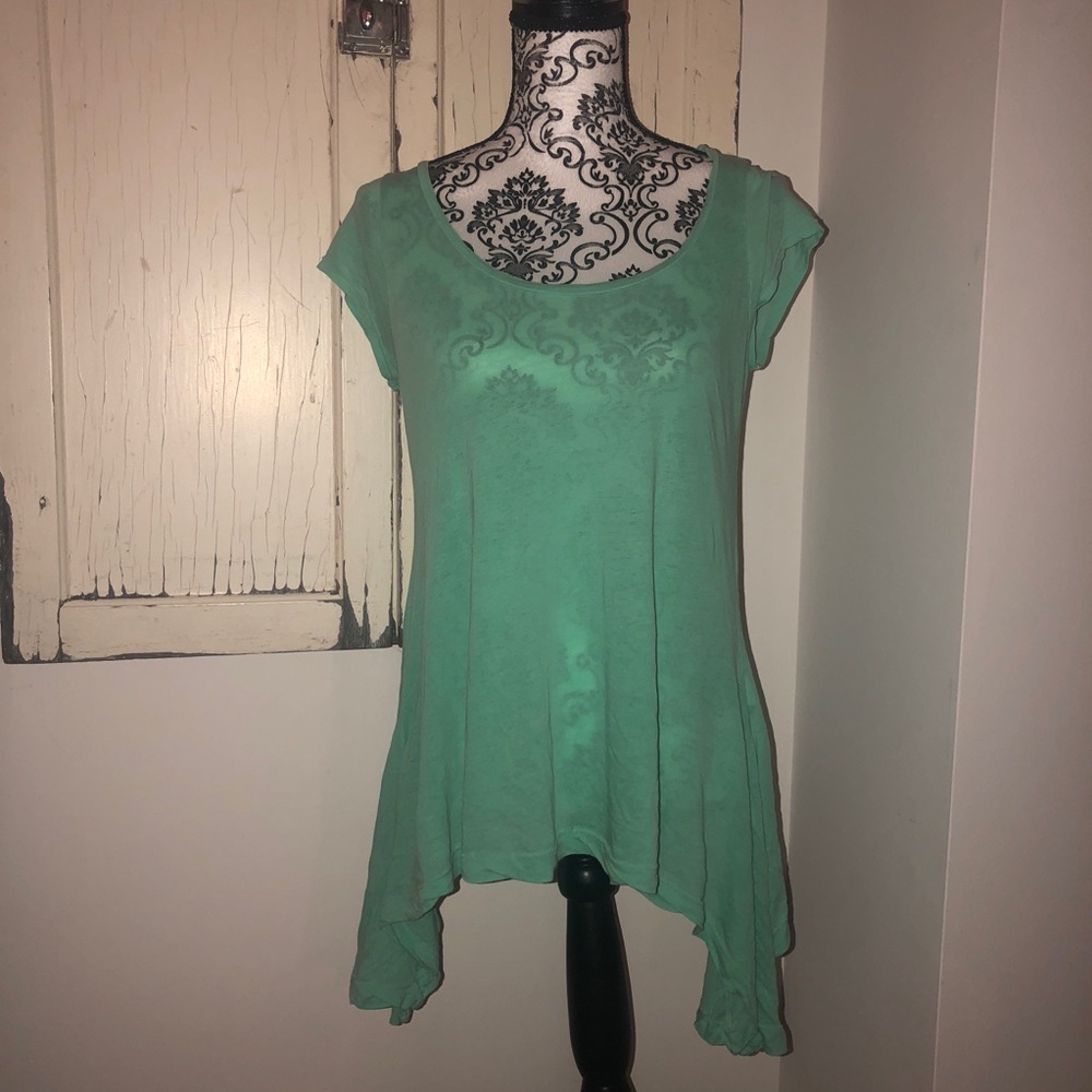 Splendid lose aqua-colored uneven summer t-shirt